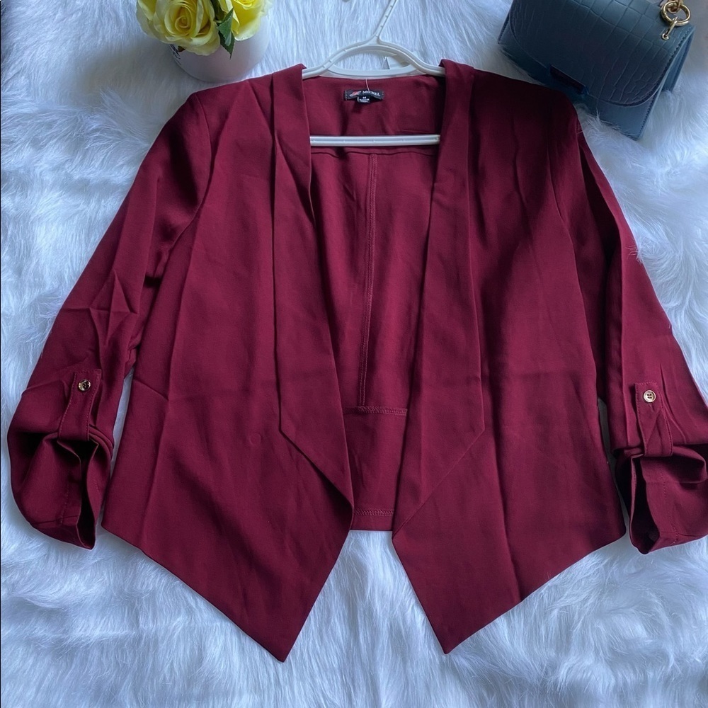 Blazer - Picture 3 of 3